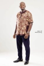 Plain and pattern African men top